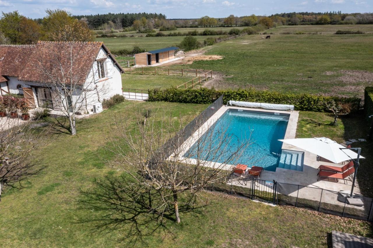 La Grange De Leonie, Chambres D'Hotes Avec Piscine Et Spa Mery-sur-Cher Exterior photo